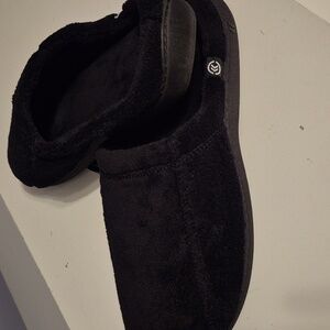 Mens Isontoner house shoes